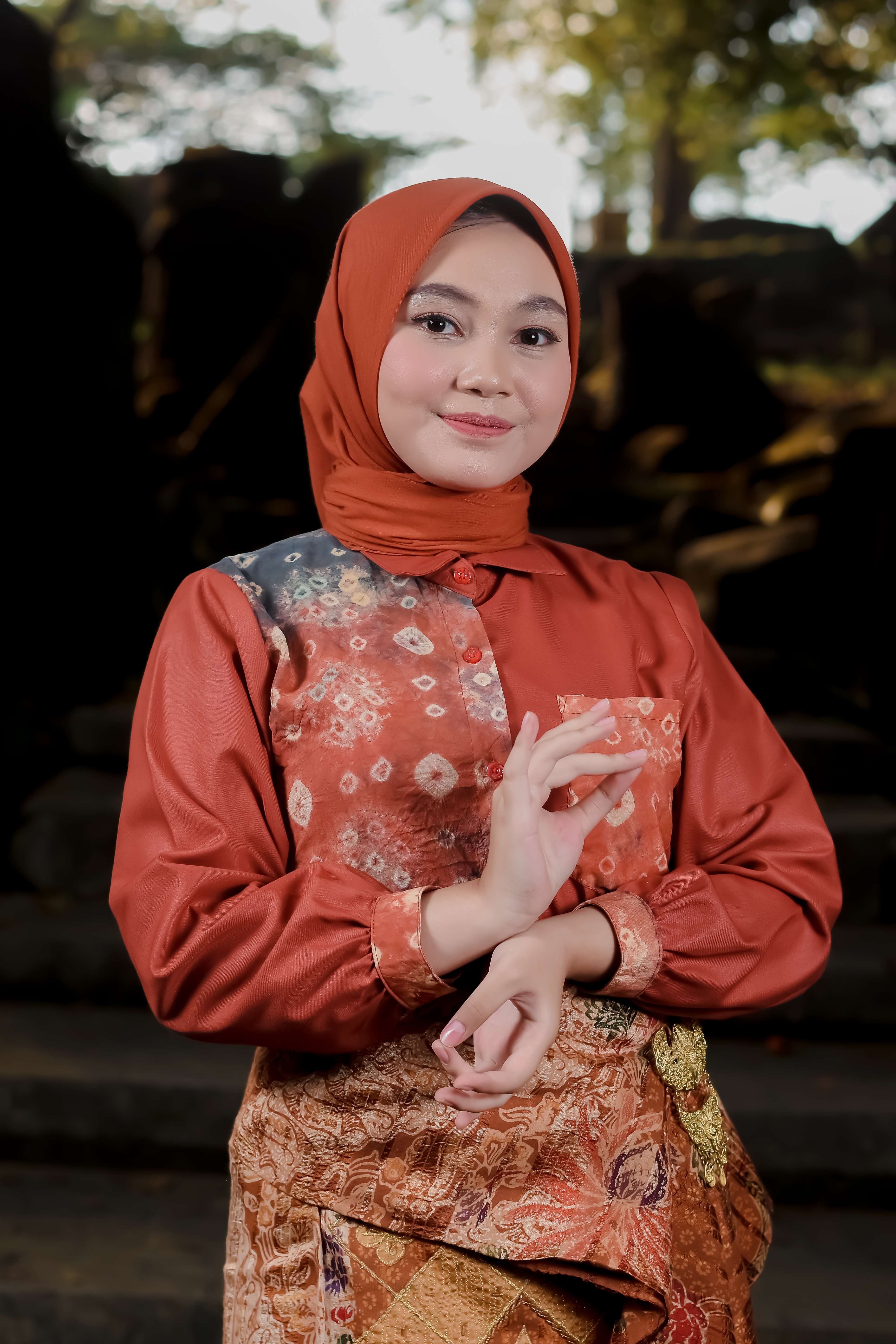SITI AMIRA NABILAH